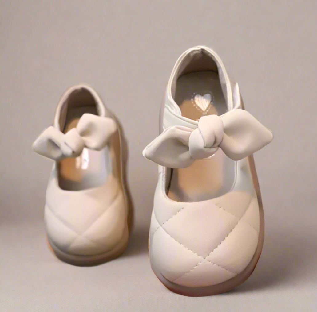 Soft Leather Bow Shoes