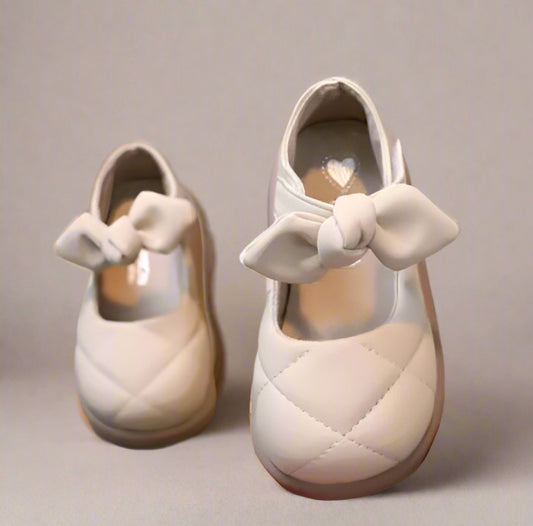 Soft Leather Bow Shoes